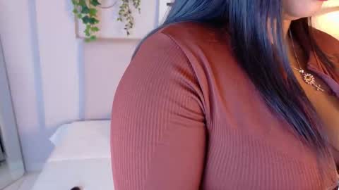 Lana online show from 11/24/25, 08:30