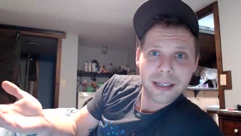 Snapshot of lancehardin chatting on 02/27/25, 12:43 Lance online show from 02/27/25, 12:43