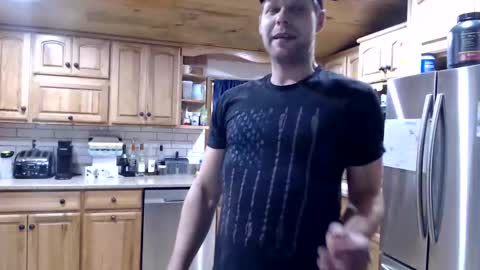 Snapshot of lancehardin chatting on 01/08/26, 12:46 Lance online show from 01/08/26, 12:46