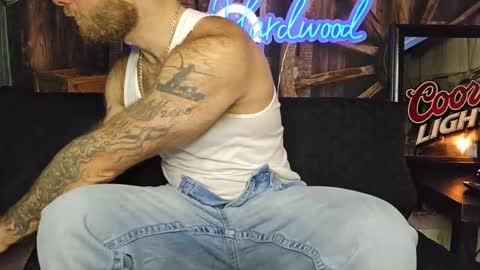 Snapshot of lancehardwood222 chatting on 02/21/25, 02:17 LANCE online show from 02/21/25, 02:17