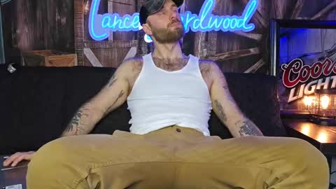 Snapshot of lancehardwood222 chatting on 03/06/25, 02:19 LANCE online show from 03/06/25, 02:19