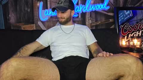 Snapshot of lancehardwood222 chatting on 09/12/25, 12:11 LANCE online show from 09/12/25, 12:11