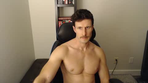 Snapshot of lancellot99 chatting on 09/13/25, 04:23 Lance online show from 09/13/25, 04:23
