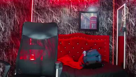 Snapshot of lancelot_benwick chatting on 02/08/25, 01:32 Lancelot Benwick online show from 02/08/25, 01:32