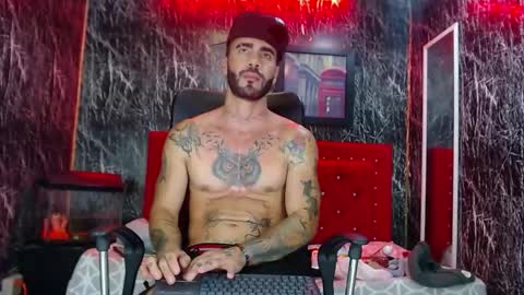 Snapshot of lancelot_benwick chatting on 02/21/25, 08:40 Lancelot Benwick online show from 02/21/25, 08:40