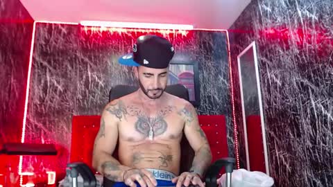 Snapshot of lancelot_benwick chatting on 02/23/25, 08:44 Lancelot Benwick online show from 02/23/25, 08:44