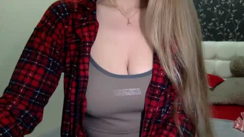 langoria online show from 03/03/25, 08:11