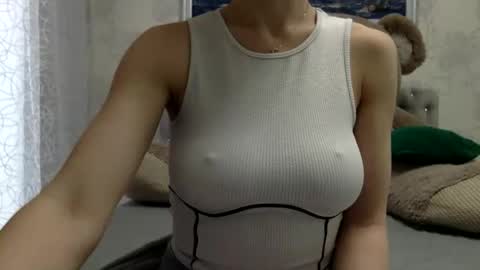 langoria online show from 10/07/25, 12:35