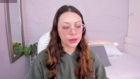 Lanna online show from 06/06/26, 11:48