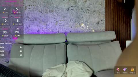          online show from 02/23/25, 12:08