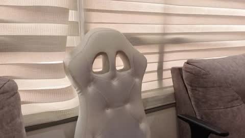 lanna_as online show from 05/11/26, 02:23