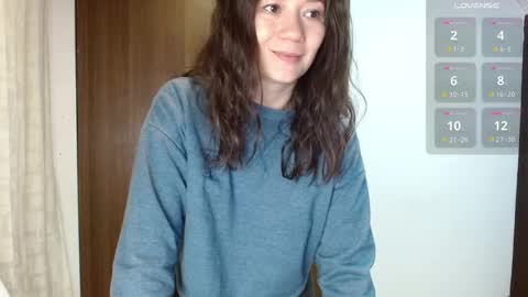 Lanna online show from 10/14/25, 01:34