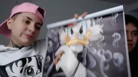 Snapshot of lannie_gonzales chatting on 12/27/24, 01:22 LANNIE online show from 12/27/24, 01:22