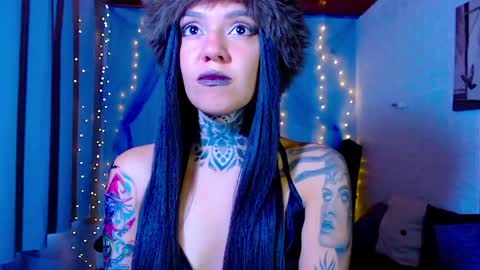 LANNIE   online show from 05/08/26, 12:54