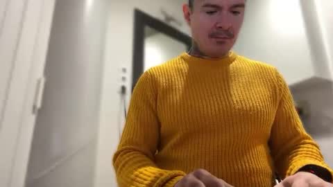 Snapshot of lanzarote6 chatting on 01/03/25, 12:08 BDSM online show from 01/03/25, 12:08