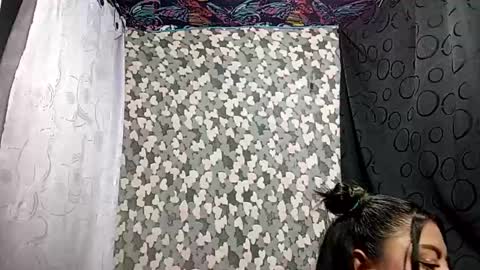 lapeligrosa_ online show from 05/03/26, 12:49