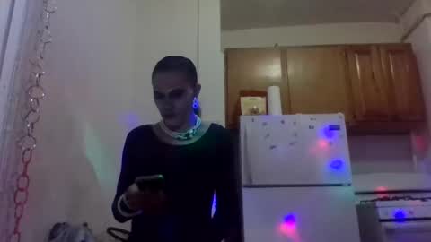 Snapshot of lapuzzycat201923 chatting on 01/16/25, 10:10 Lapuzzycat201923 online show from 01/16/25, 10:10