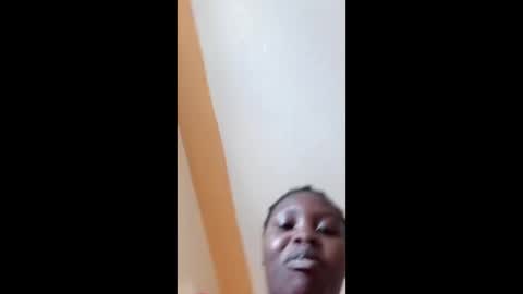 Snapshot of lara5872 chatting on 04/08/26, 11:21 lara online show from 04/08/26, 11:21