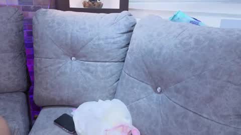 lara_as online show from 06/03/26, 01:36