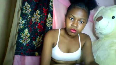 lara_belle online show from 04/30/26, 06:31