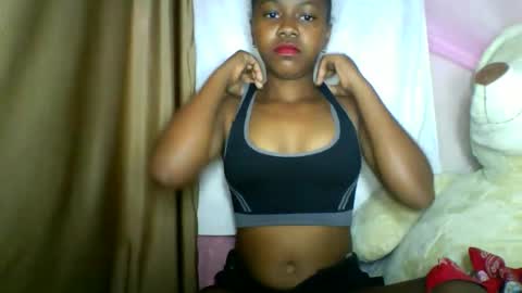 lara_belle online show from 05/02/26, 10:53