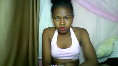lara_belle online show from 05/04/26, 02:35