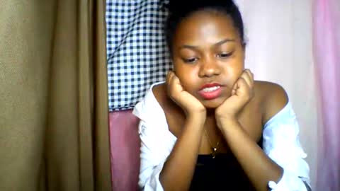 lara_belle online show from 06/06/26, 04:23
