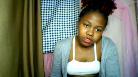 lara_belle online show from 06/09/26, 03:56