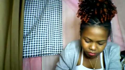 lara_belle online show from 06/10/26, 04:12