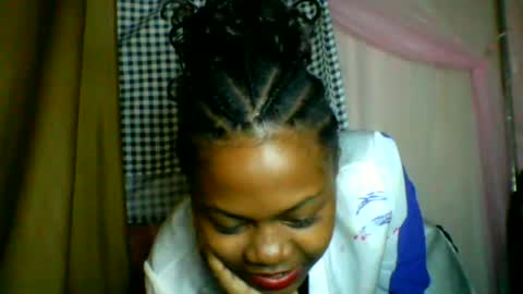 Snapshot of lara_belle chatting on 07/04/26, 08:15 lara_belle online show from 07/04/26, 08:15