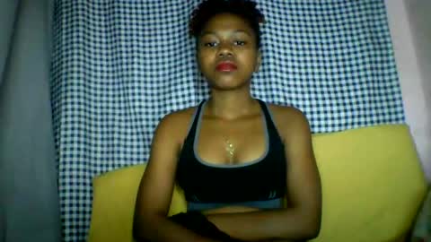 Snapshot of lara_belle chatting on 07/26/26, 04:14 lara_belle online show from 07/26/26, 04:14