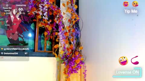 Lara Brunette  online show from 11/15/25, 07:21