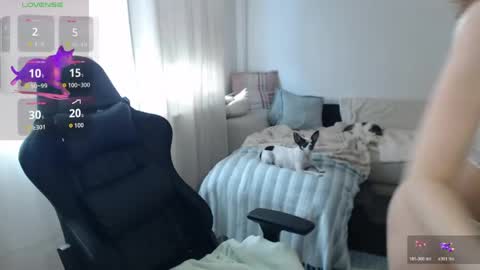 Snapshot of lara_c_rau chatting on 06/07/26, 03:27 Lara online show from 06/07/26, 03:27