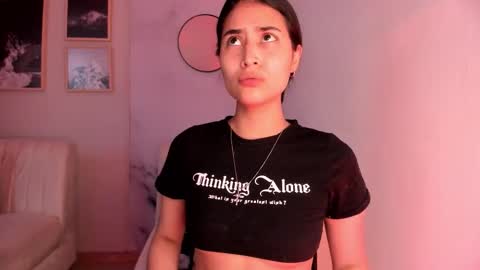 Lara Madisson online show from 11/11/25, 06:02