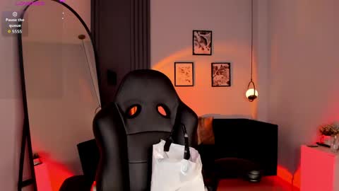 Lara Madisson online show from 04/25/26, 07:22