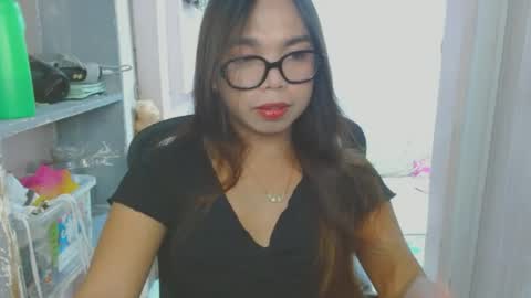 lara online show from 06/29/26, 01:33