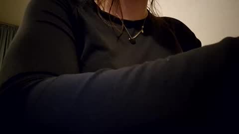 Snapshot of laraa333 chatting on 01/23/25, 09:29 Little online show from 01/23/25, 09:29