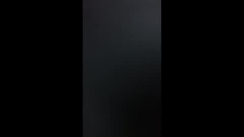 Snapshot of laraa333 chatting on 01/25/25, 01:32 Little online show from 01/25/25, 01:32