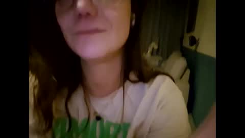 Snapshot of laraa333 chatting on 01/26/25, 09:40 Little online show from 01/26/25, 09:40