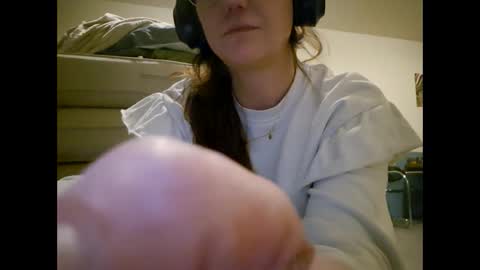 Snapshot of laraa333 chatting on 01/29/25, 09:17 Little online show from 01/29/25, 09:17