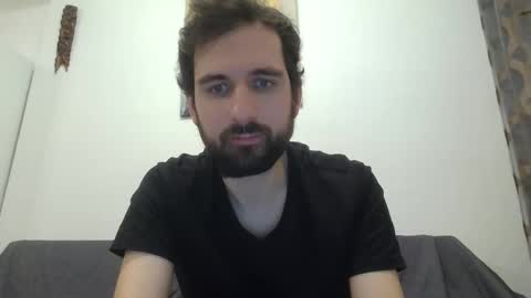 Snapshot of laraaan chatting on 12/02/25, 08:37 laraaan online show from 12/02/25, 08:37