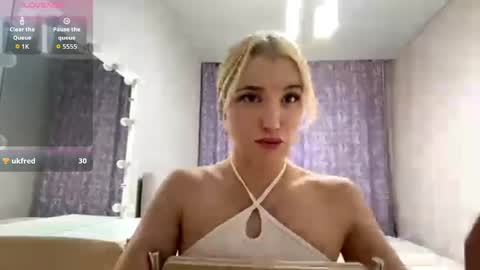 Tracy online show from 04/16/26, 12:44