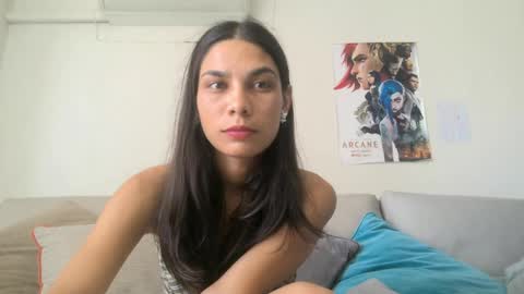 Olivia online show from 05/13/26, 08:23