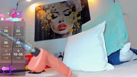 REINA  online show from 09/09/25, 03:17