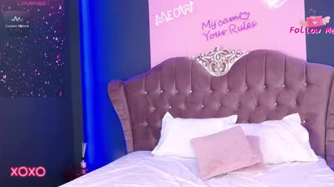 Snapshot of larakent chatting on 09/14/25, 05:01 LaraKent online show from 09/14/25, 05:01