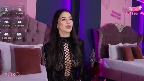 Snapshot of larakent chatting on 12/17/25, 08:15 LaraKent online show from 12/17/25, 08:15