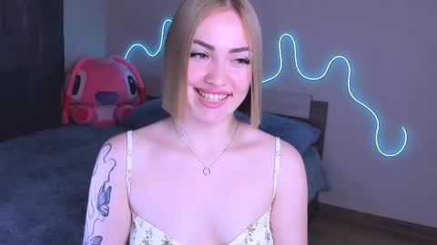 LaraKrein lk online show from 09/17/25, 01:46