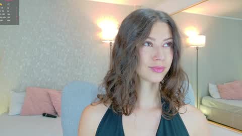 Lara  online show from 05/14/26, 02:02