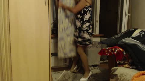 Snapshot of laralhotr chatting on 12/01/24, 07:36 laralhotr online show from 12/01/24, 07:36