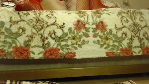 Snapshot of laralhotr chatting on 01/06/25, 02:03 laralhotr online show from 01/06/25, 02:03